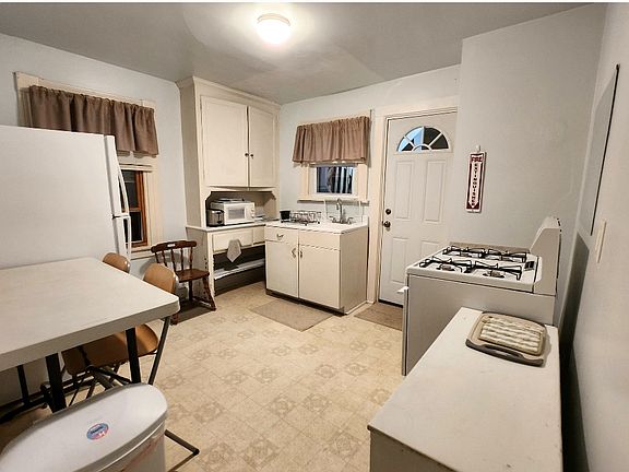 2nd floor Kitchen