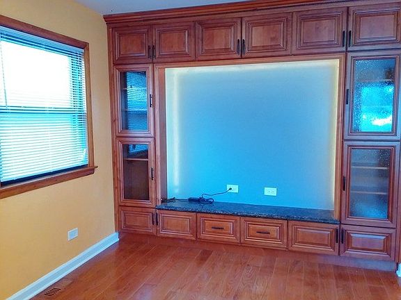 5th image of 4903 W 28th Pl
