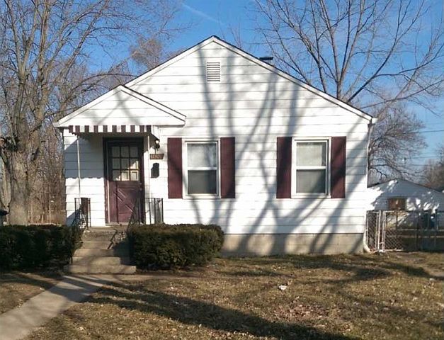 1st image of 4802 Farrington Ave
