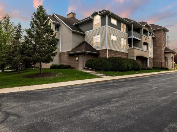 213 South Main STREET #201, Thiensville, WI 53092