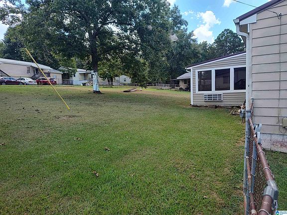 3rd image of 315 Minor Terrace Rd