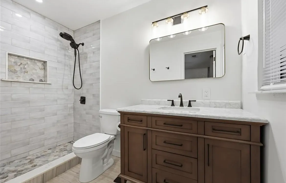 3 bed, 1482 sqft, $2,100 — Photo 4