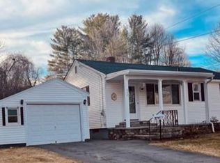 555 Pleasant St, Leominster, MA 01453