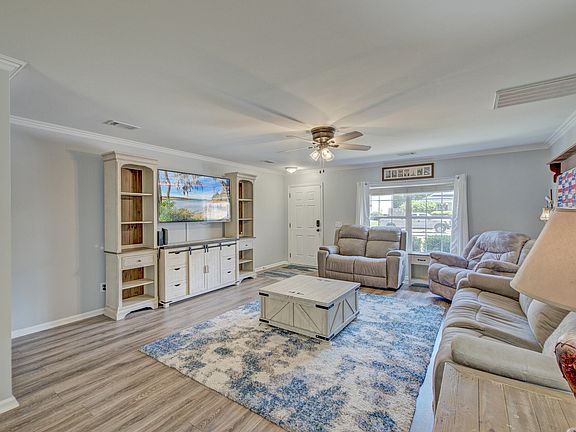 3rd image of 124 Hammerbeck Rd