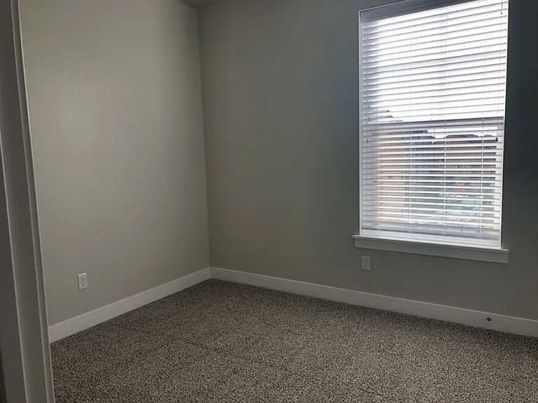 4216 W McKellen Dr #102 — Photo 9