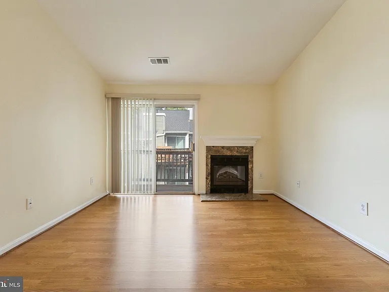 8633 Beekman Pl #C — Photo 13