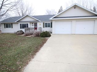 508 Q Ave, Milford, IA 51351