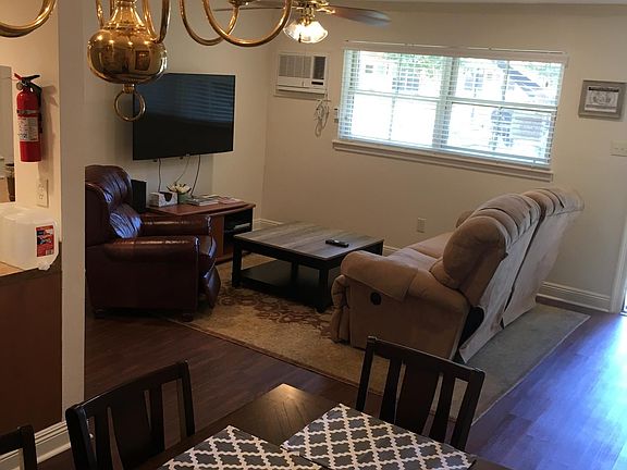 5th image of 1401 Saint Andrew St APT 228