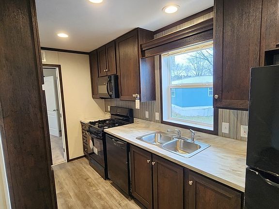4th image of 3407 W Mount Hope Ave Lot A29