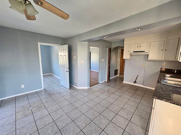 5th image of 4648 Torrence Ave