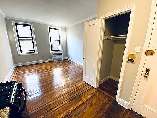 1st image of 128 Saint Marks Pl APT 1B