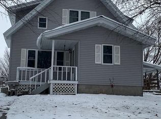 321 1st St NE, Spring Grove, MN 55974