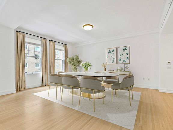 3rd image of 150 E 72nd St APT 4S