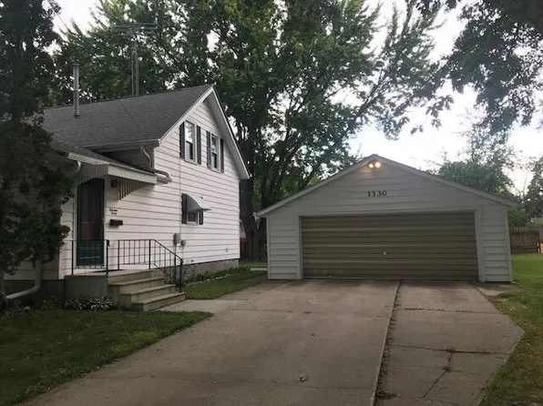 1330 13th Ave, Manson, IA 50563