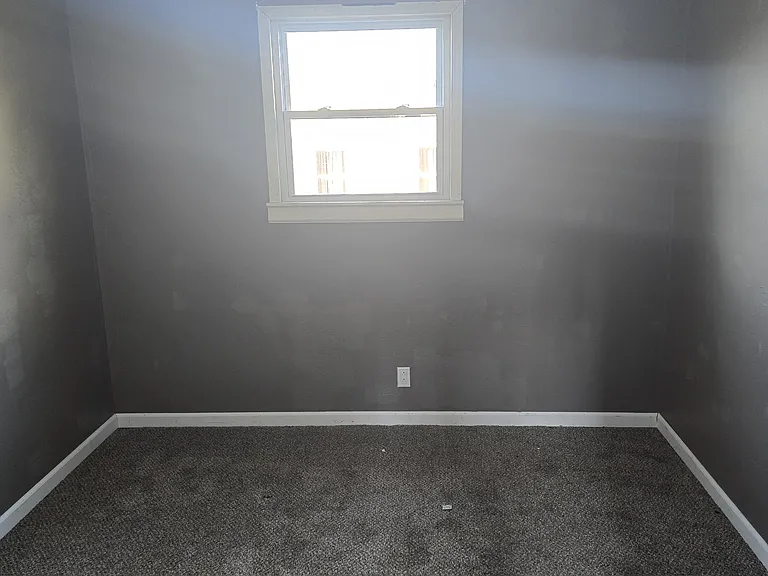 216 S Cavin St #8 — Photo 9