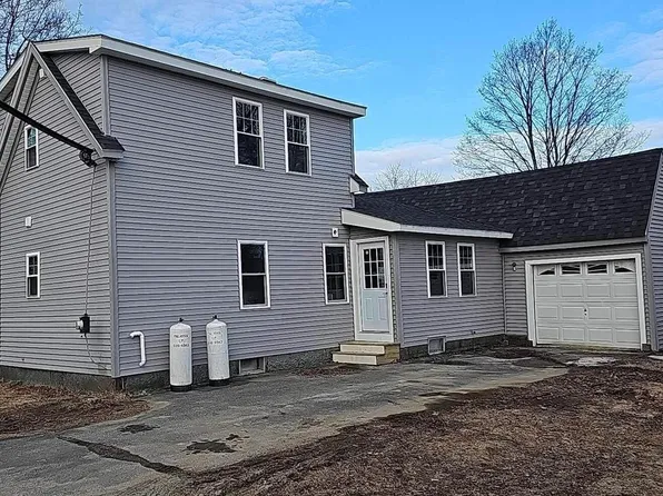 10 Bailey Street, Skowhegan, ME 04976