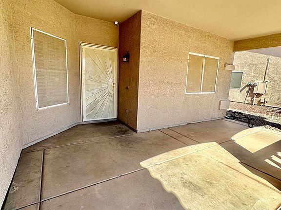 4th image of 7230 W HILTON Avenue