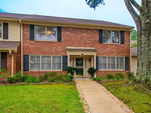 707 Pleasant Valley Dr Unit 27, Little Rock, AR 72227