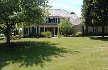1st image of 21055 Yorkshire Dr