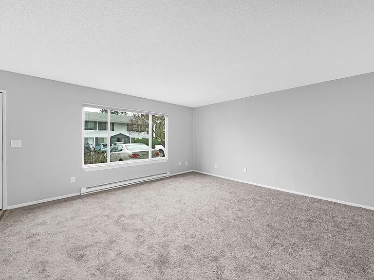 Wetherburne Square Townhomes — Photo 24