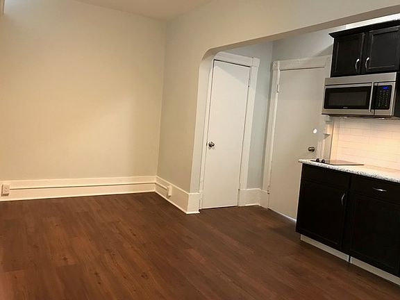 4th image of 242 Richmond Ave APT 7