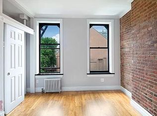 256 Mott St #1F, New York, NY 10012