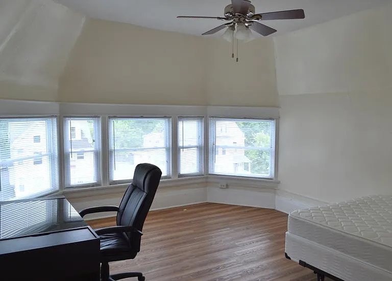 321 Westcott St #8 — Photo 4