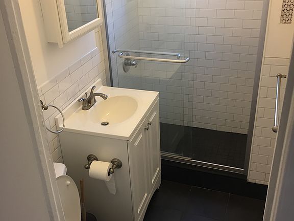 2nd image of 3417 42nd St #2R
