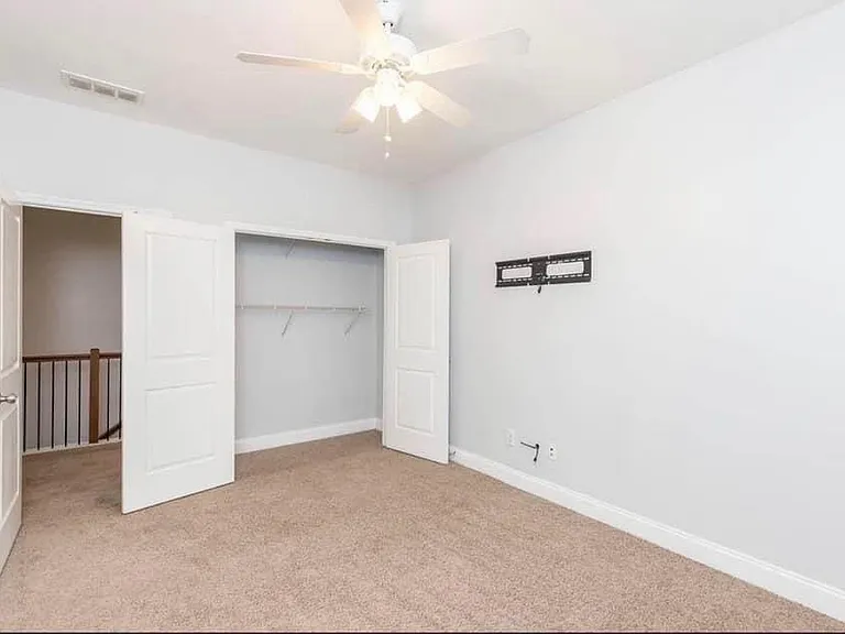 5999 Brookside Oak Cir — Photo 20