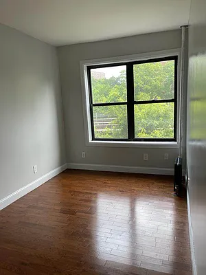 Rented by Arwell Realty | media 9