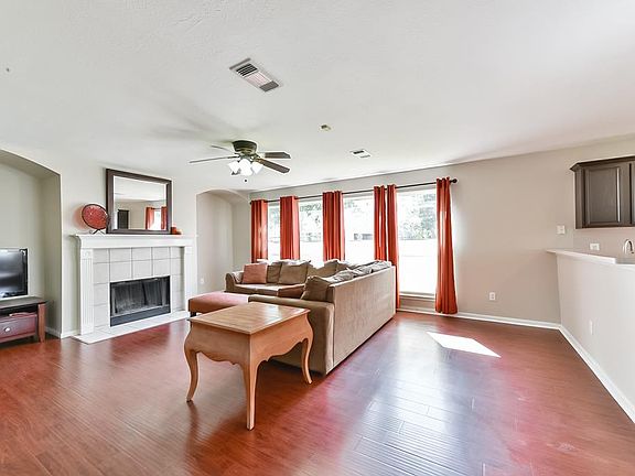 4th image of 3102 Hammerwood Cir