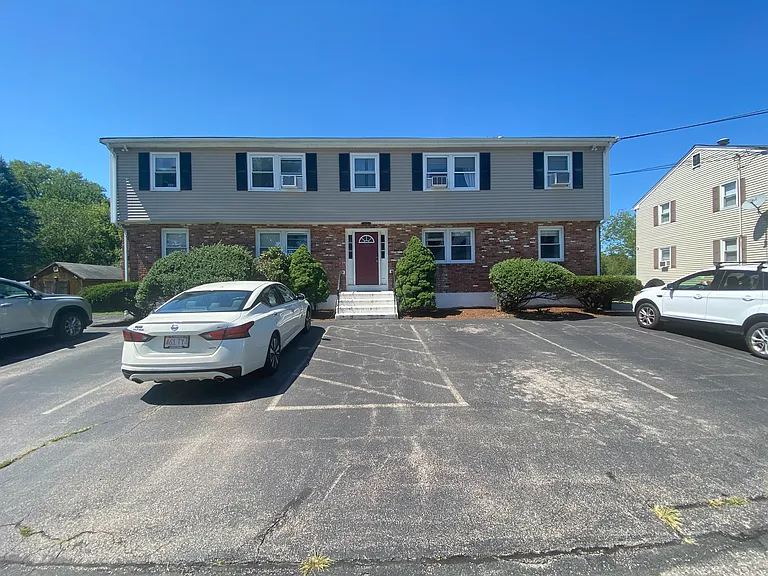 24 River St #B — Photo 11