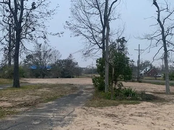 3308 W Prien Lake Rd, Lake Charles, LA 70605