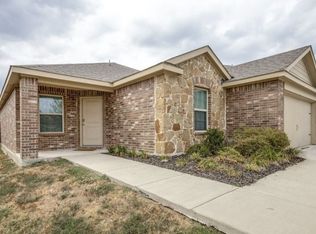 909 Mercury Dr, Princeton, TX 75407