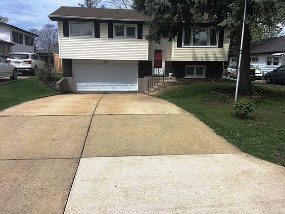 2nd image of 282 Ash Ave