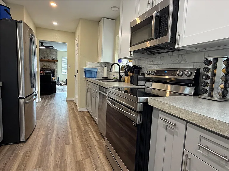 105 N Electric Trl — Photo 9