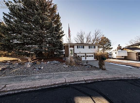 4th image of 2107 Greenwich Cir E