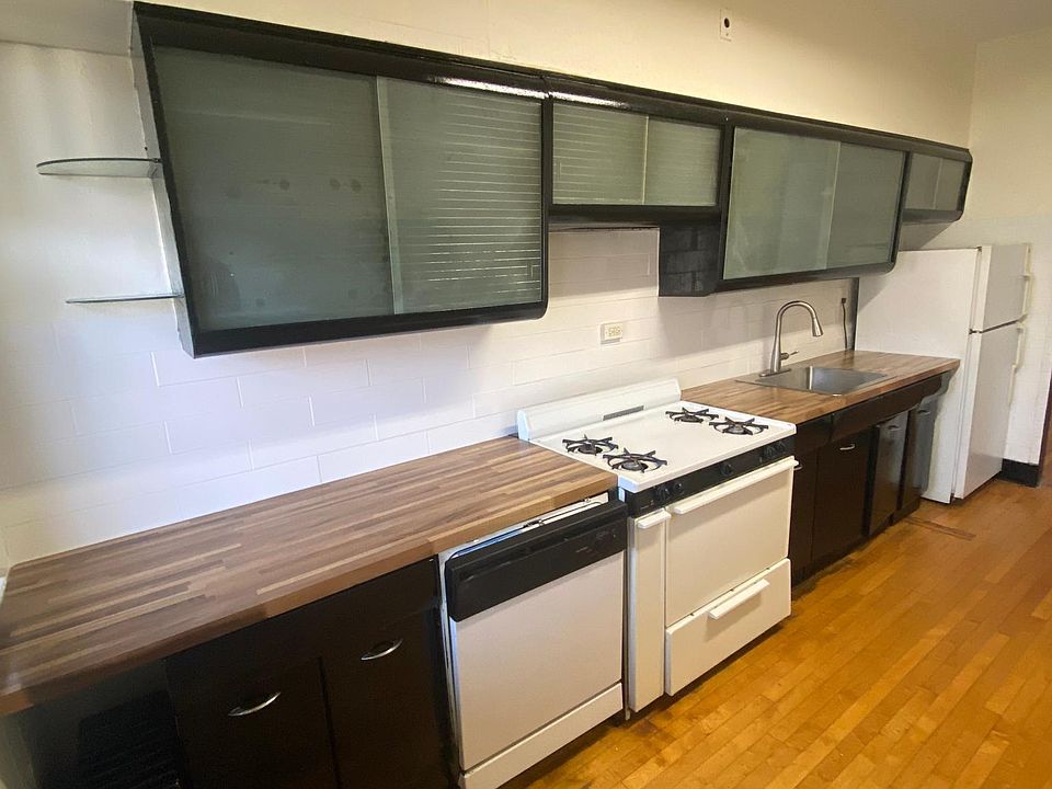 1st image of 6536 N Glenwood Ave APT 3