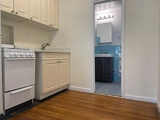 Rented by Oxford Property Group | media 17