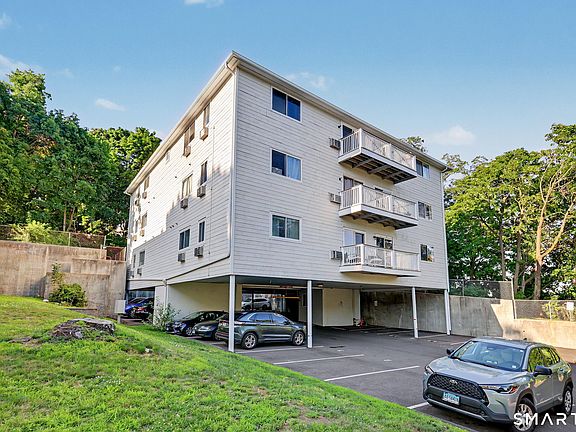 5th image of 7 Hamilton Avenue #43