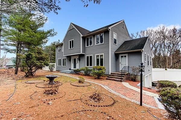 1st image of 124 Reservoir St