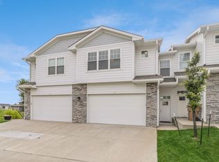 1517 NE Mocking Bird Ln, Grimes, IA 50111