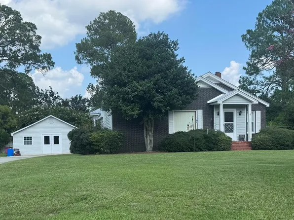 1813 Moore Hwy, Tifton, GA 31794