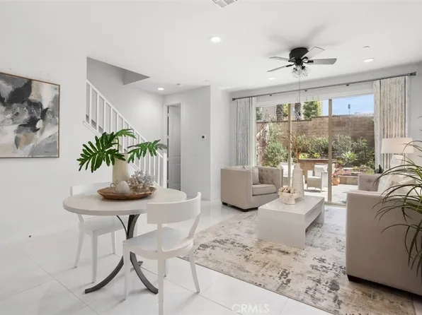 1146 Via Cuesta, Oceanside, CA 92056
