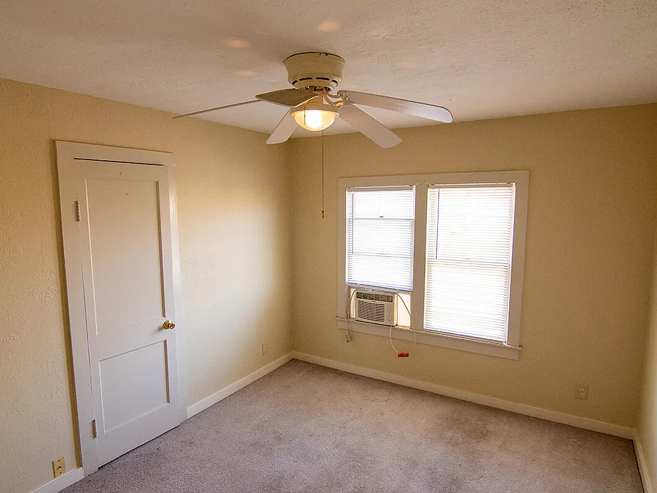 2502B-ERNEST-BEDROOM_02282024