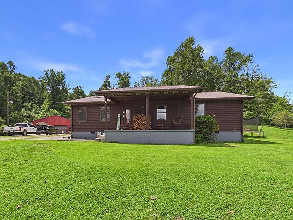 3rd image of 178 Enterprise Rd