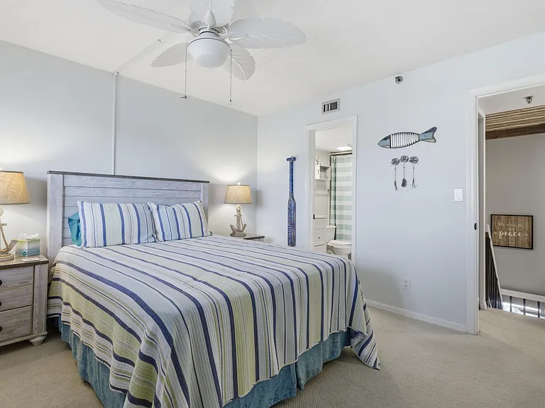 355 S Ocean Dr #106 — Photo 32