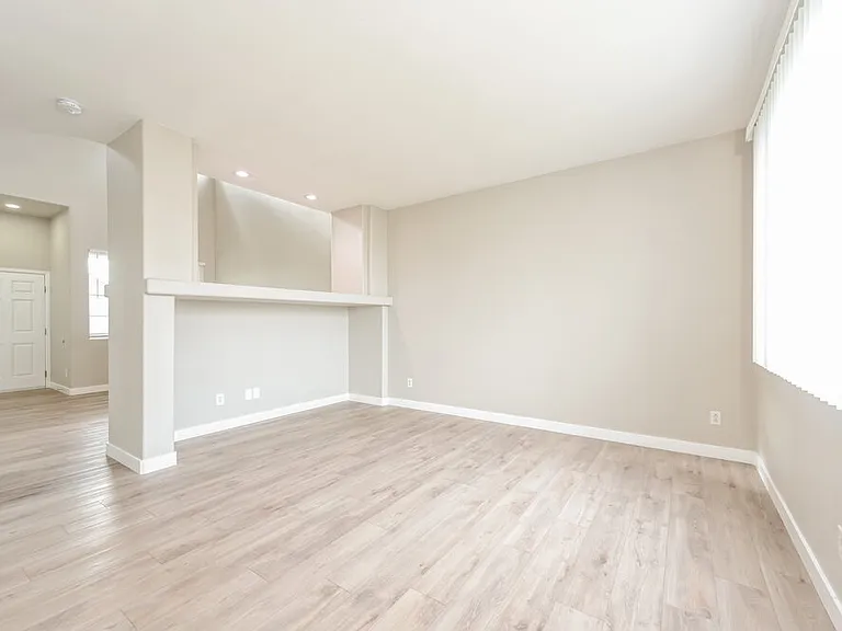 24762 E Wyoming Cir — Photo 11