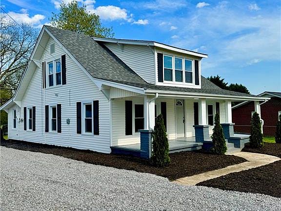 4th image of 236 Cricket Clubhouse Rd