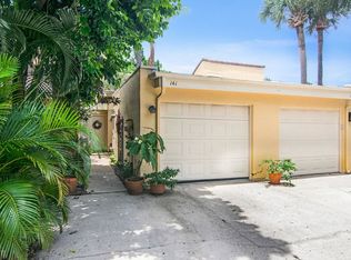 141 Country Club Dr, Melbourne, FL 32940